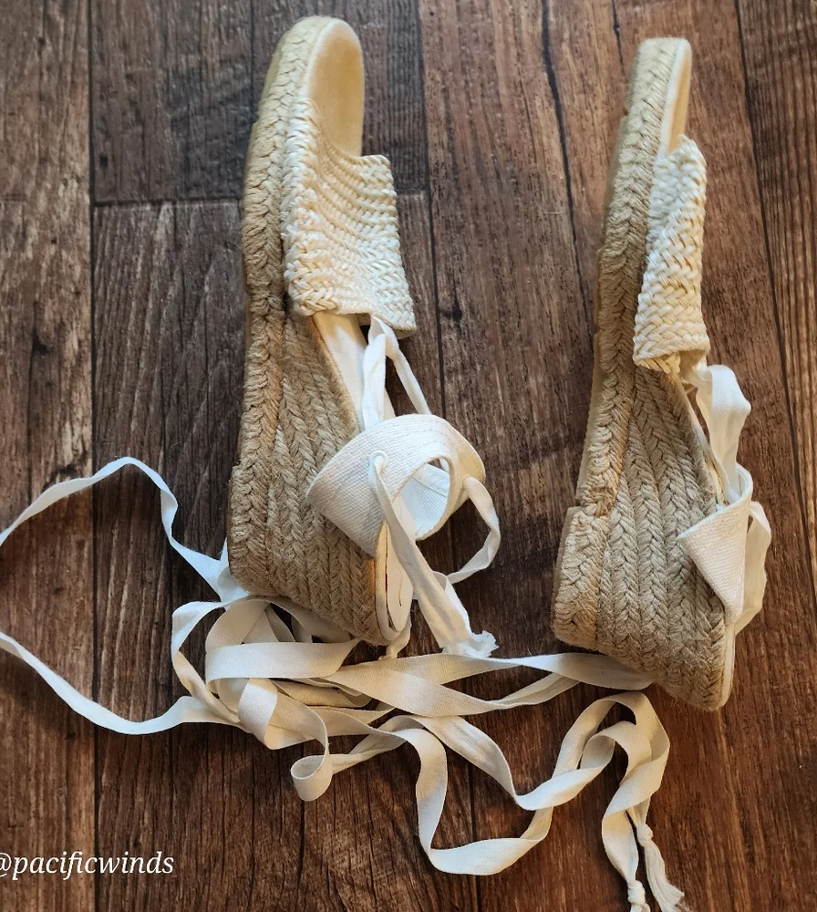 NINA ESPADRILLE SNAKE BRAID JUTE WEDGES!  NATURAL   ECRU